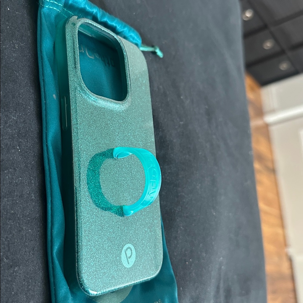 Loopy Emerald Sparkle case for IPhone 14 Pro